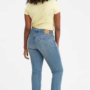 Levi’s Wedgie Icon Fit Jeans Size 28 in “these dreams”